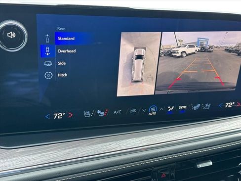 New 2025 Chevrolet Suburban Premier AWD/4WD image 22