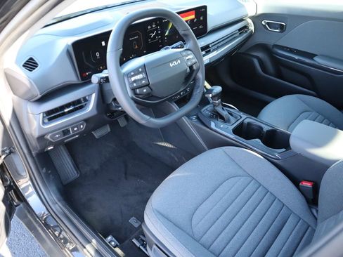 New 2025 Kia K4 EX image 23