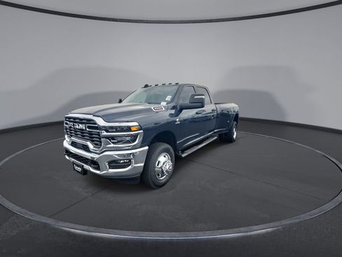 New 2026 RAM 3500 Tradesman AWD/4WD image 4