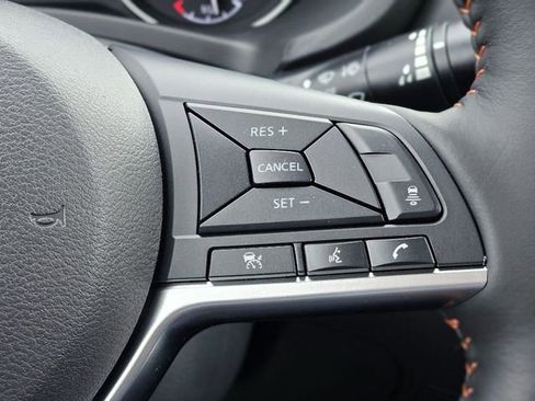 New 2025 Nissan Sentra SR w/ SR Premium Package image 15