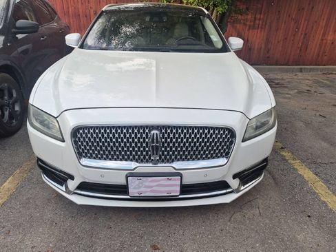 Used 2018 Lincoln Continental Reserve AWD/4WD image 21