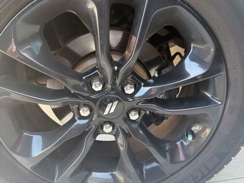 Used 2020 Dodge Durango R/T w/ Technology Group AWD/4WD image 4