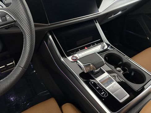 Used 2025 Audi RS Q8 performance image 18