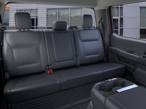 New 2026 Ford F250 Lariat w/ FX4 Off-Road Package image 11