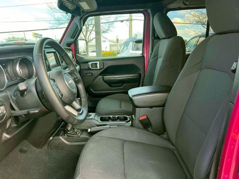 Certified 2022 Jeep Wrangler Unlimited Sport AWD/4WD image 17