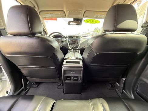 Certified 2024 Nissan Murano SV w/ SV Midnight Edition Package image 14