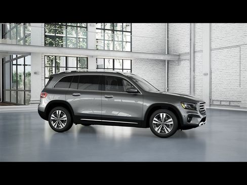 New 2026 Mercedes-Benz GLB 250 4MATIC image 9