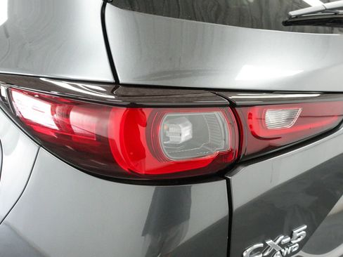 New 2025 MAZDA CX-5 AWD 2.5 S w/ Select Package image 13