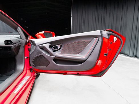 Used 2023 Lamborghini Huracan EVO AWD/4WD image 66