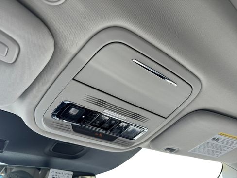 New 2026 Lincoln Aviator Reserve AWD/4WD image 19