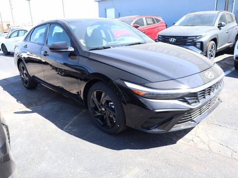 New 2026 Hyundai Elantra Sport image 1