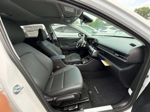 New 2026 Hyundai Kona Limited FWD image 6