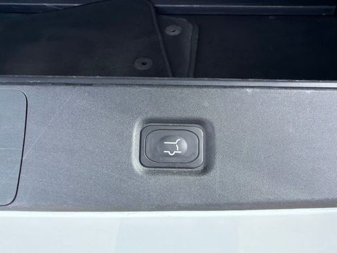 Used 2025 Ford Expedition Active AWD/4WD image 32