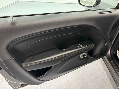Used 2017 Dodge Challenger SXT Plus image 35