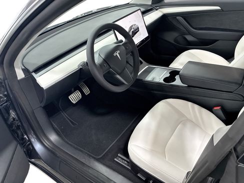 Certified 2023 Tesla Model 3 Performance AWD/4WD image 9
