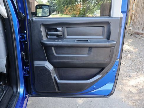 Used 2016 RAM 1500 Express w/ Popular Equipment Group AWD/4WD image 27