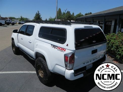 Used 2021 Toyota Tacoma TRD Sport image 13