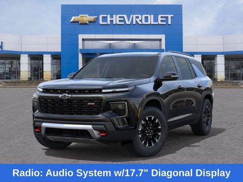 New 2026 Chevrolet Traverse Z71 w/ Enhanced Driving Package image 7