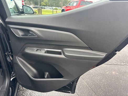 New 2027 Chevrolet Bolt RS w/ Technology Package FWD image 17