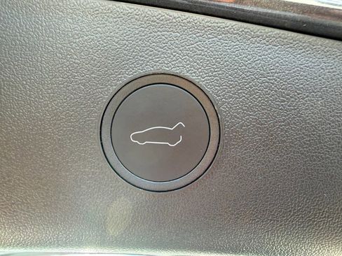 Used 2023 Tesla Model 3 Standard Range image 46