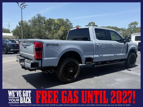 New 2026 Ford F250 Lariat w/ Black Appearance Package AWD/4WD image 6
