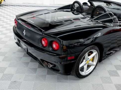 Used 2004 Ferrari 360 Spider RWD image 25