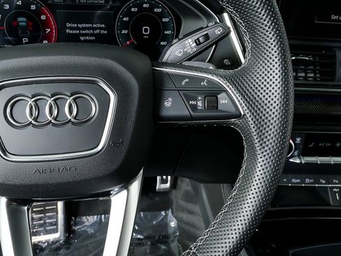 Used 2023 Audi SQ5 Prestige w/ Prestige Package image 11