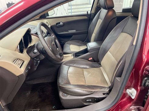 Used 2008 Chevrolet Malibu LTZ image 18