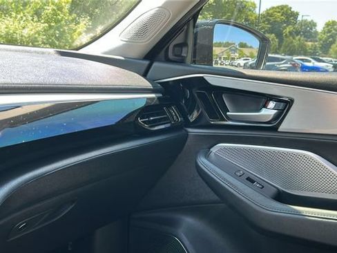 Certified 2025 Acura MDX SH-AWD image 20