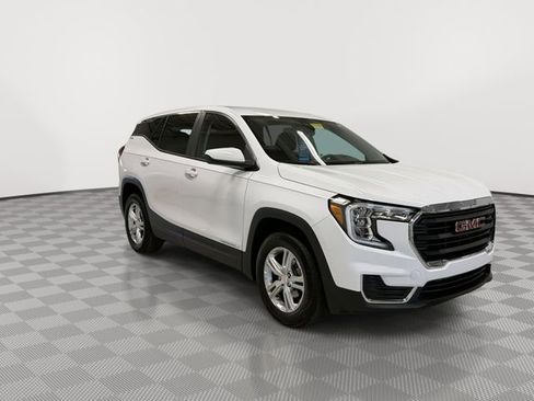 Certified 2024 GMC Terrain SLE FWD image 12