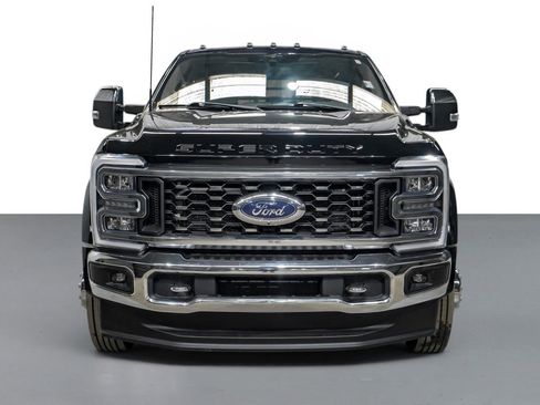 Used 2023 Ford F450 Lariat w/ Chrome Package AWD/4WD image 3