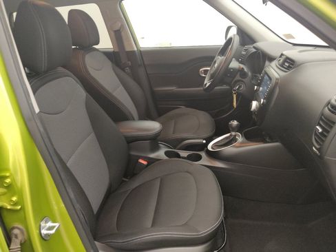 Used 2019 Kia Soul + image 21
