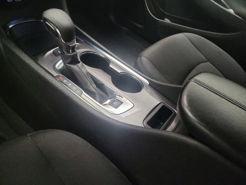 Used 2024 Chevrolet Malibu LT image 26