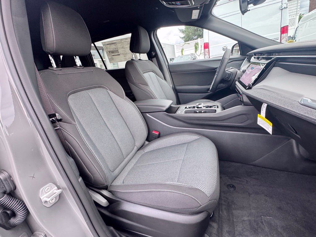 New 2026 Jeep Cherokee Laredo AWD/4WD image 19
