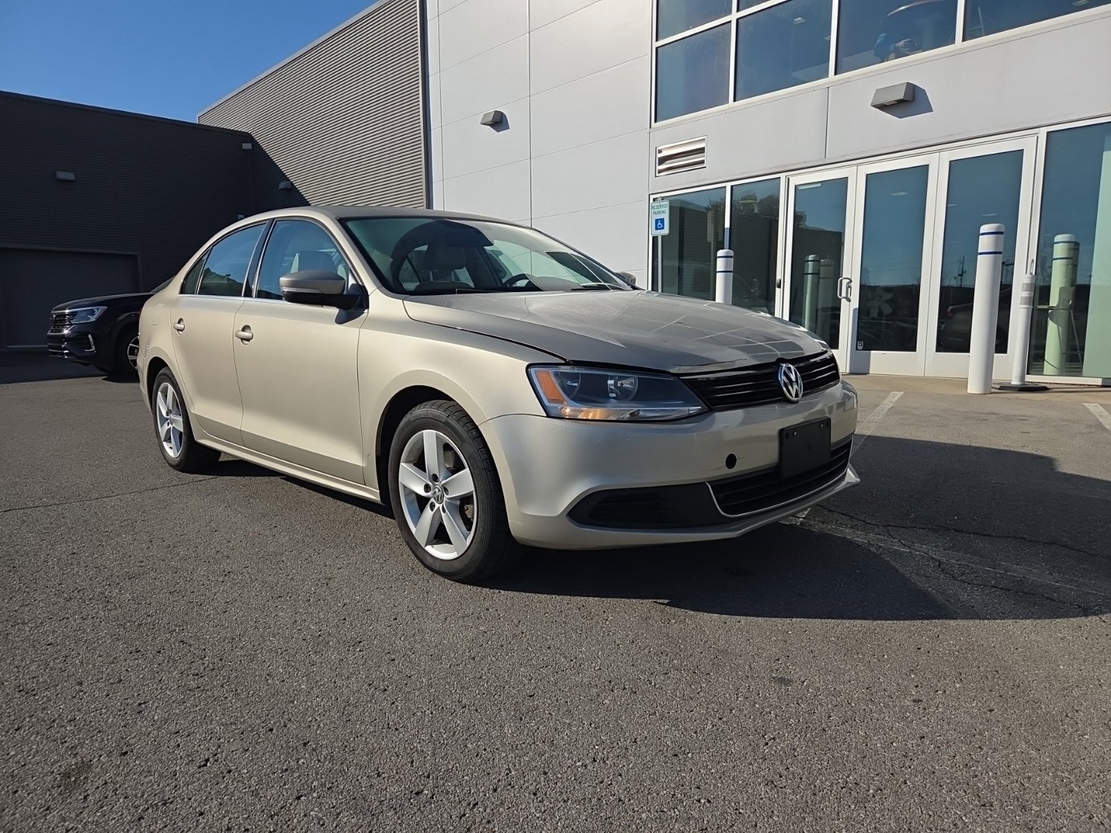 Used 2014 Volkswagen Jetta TDI FWD image 18