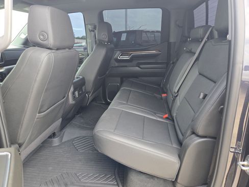 Used 2024 Chevrolet Silverado 1500 LT Trail Boss w/ Convenience Package II image 13