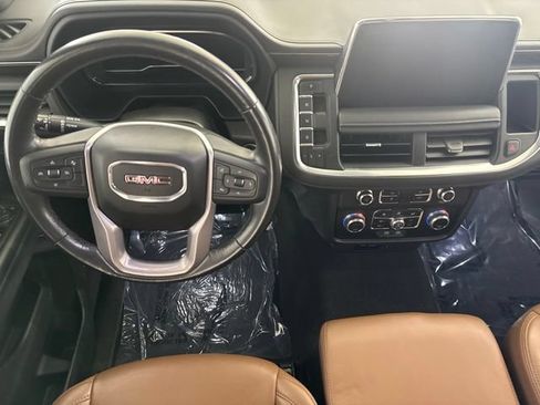 Used 2022 GMC Yukon SLE w/ Gmc Pro Safety Plus Package AWD/4WD image 24
