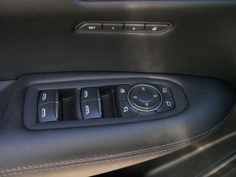 Certified 2021 Cadillac XT5 Premium Luxury image 17