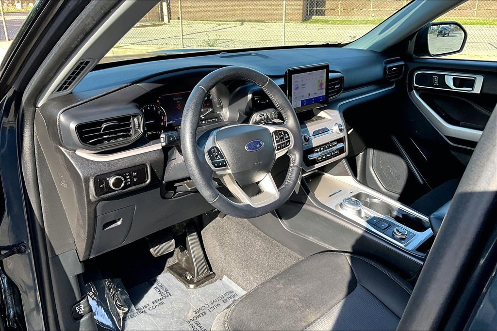 Certified 2023 Ford Explorer XLT AWD/4WD image 13