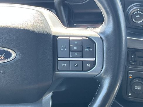 Used 2023 Ford F350 Platinum w/ FX4 Off-Road Package AWD/4WD image 19