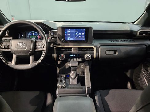 Used 2024 Toyota Tacoma SR image 10