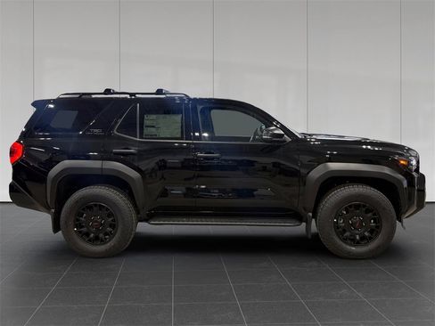 New 2026 Toyota 4Runner TRD Off-Road image 6