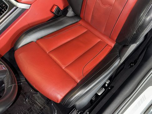 Used 2019 BMW M850i xDrive Coupe w/ Comfort Seating Package AWD/4WD image 30