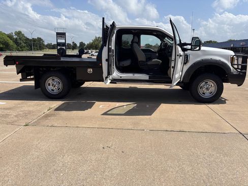 Used 2017 Ford F350 XL AWD/4WD image 10
