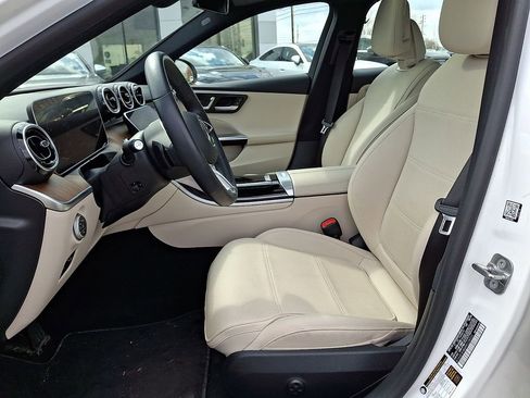 Used 2024 Mercedes-Benz C 300 4MATIC Sedan image 16