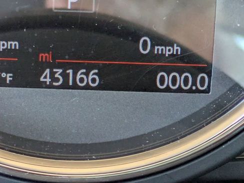 Used 2019 MINI Cooper 2-Door Hardtop FWD image 26
