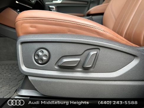 Used 2023 Audi Q5 2.0T Premium Plus w/ Premium Plus Package AWD/4WD image 15