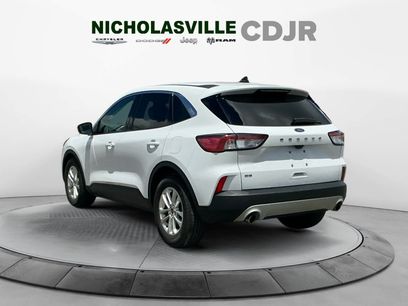 Used 2021 Ford Escape SE w/ Convenience Package