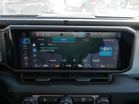 Certified 2024 Jeep Gladiator Sport image 22