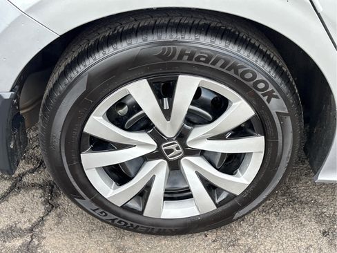 Used 2025 Honda Civic LX image 28